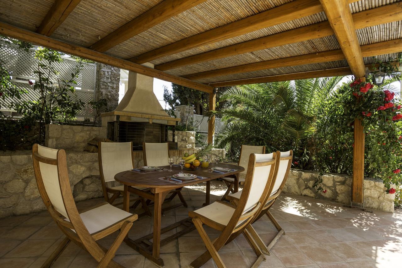 Porto Heli Villa エクステリア 写真