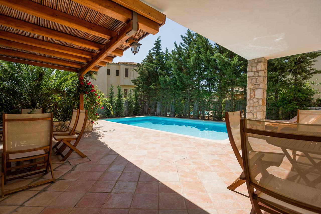 Porto Heli Villa エクステリア 写真