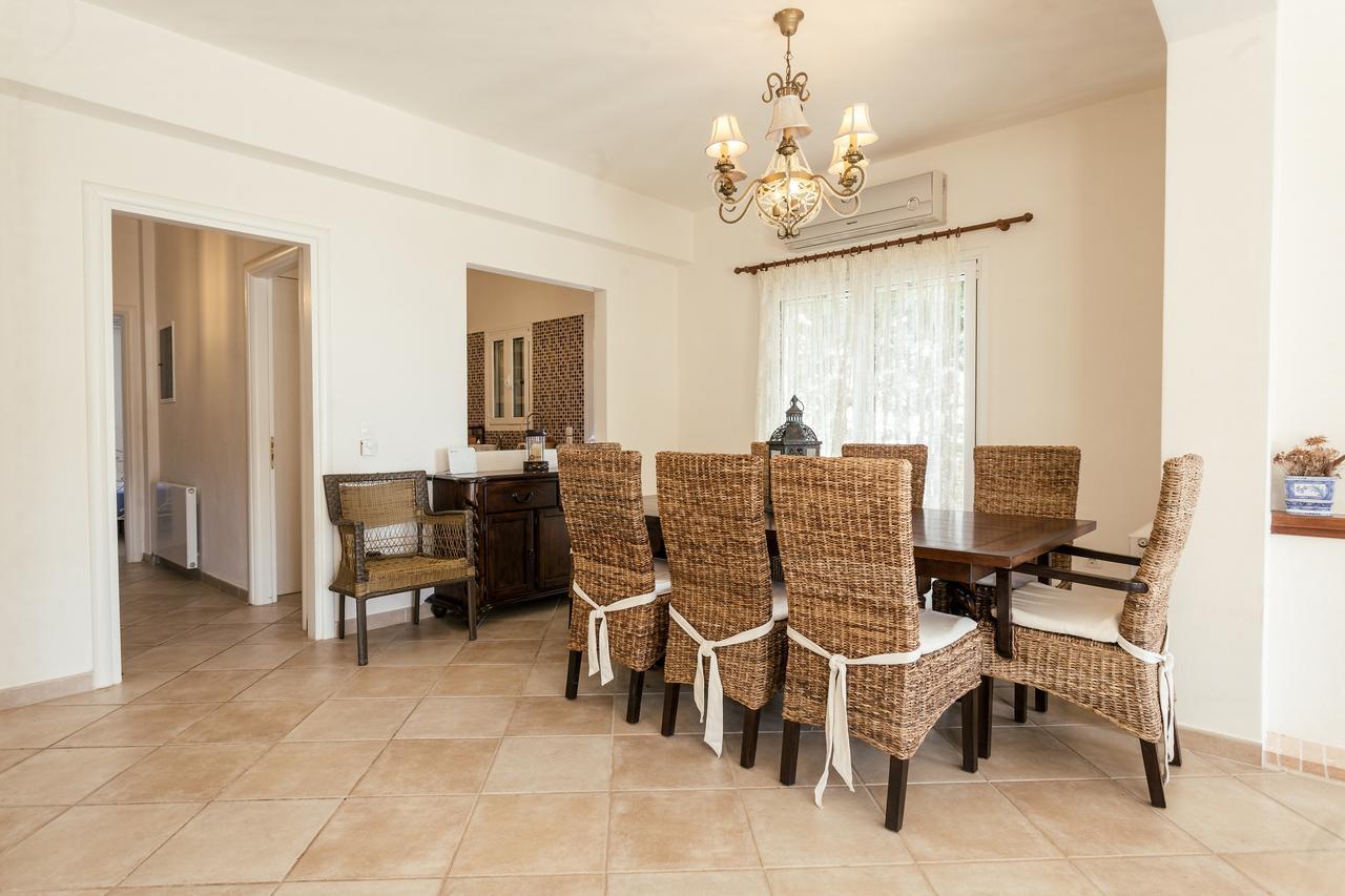 Porto Heli Villa エクステリア 写真