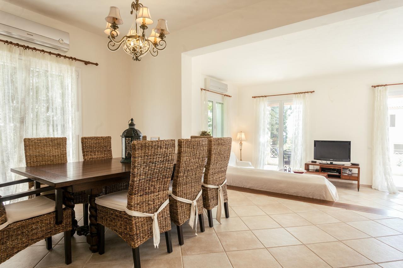 Porto Heli Villa エクステリア 写真