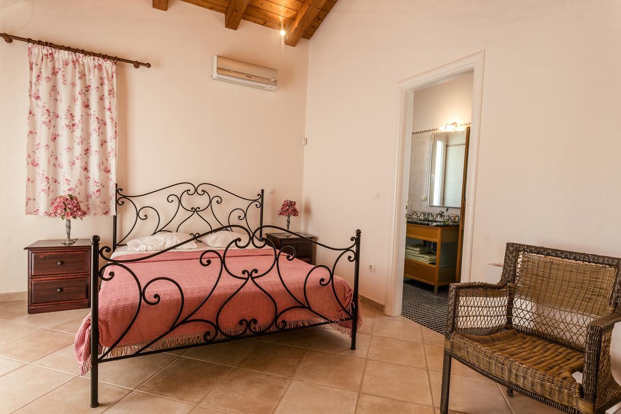 Porto Heli Villa エクステリア 写真